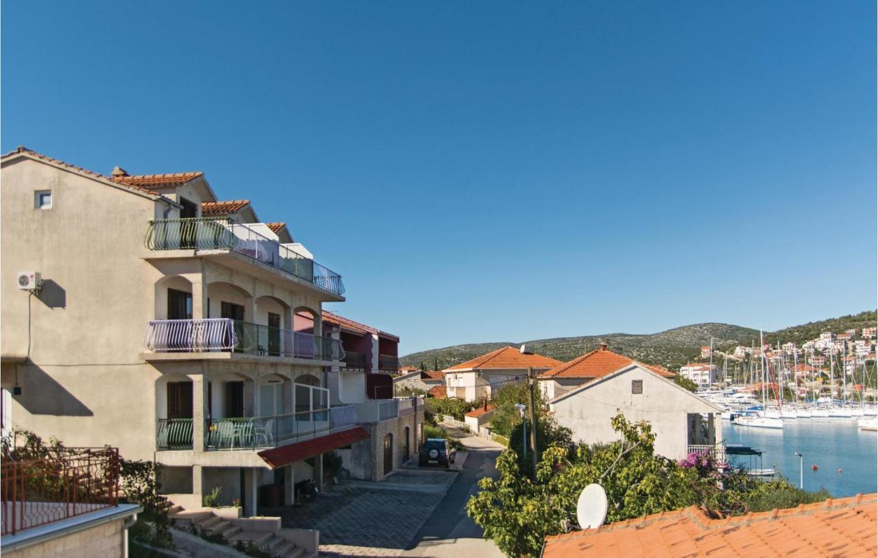 2 Bedroom Cozy Apartment In Marina Kültér fotó